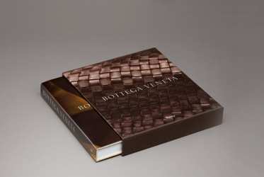 BOTTEGA VENETA:  UN LIBRO PER CELEBRARE L’ARTIGIANALITA’