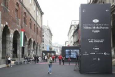 IL VIDEO DI MILANO MODA DONNA