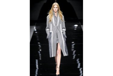 JOHN RICHMOND, IL PUNK MISURATO