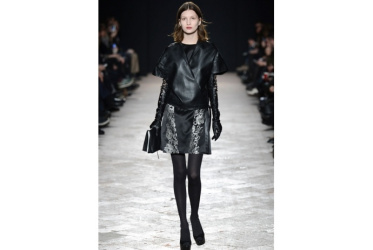 WANG PEIYI, ELEGANZA DA SERA