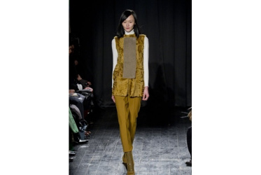 CHICCA LUALDI BEEQUEEN, TRA ROTHKO E MAGISTRETTI