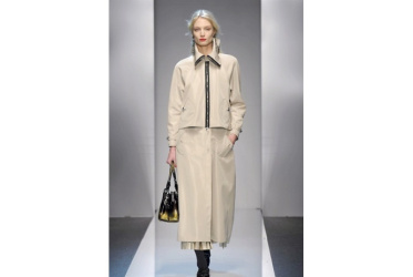 ROCCOBAROCCO, SOBRIA E FEMMINILE