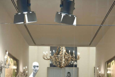 ALBERTA FERRETTI APRE LA PRIMA BOUTIQUE DEDICATA AGLI ABITI DA SPOSA