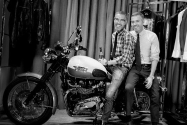 BIKER COUTURE INSIEME A DSQUARED2 E TRIUMPH MOTORCYCLES