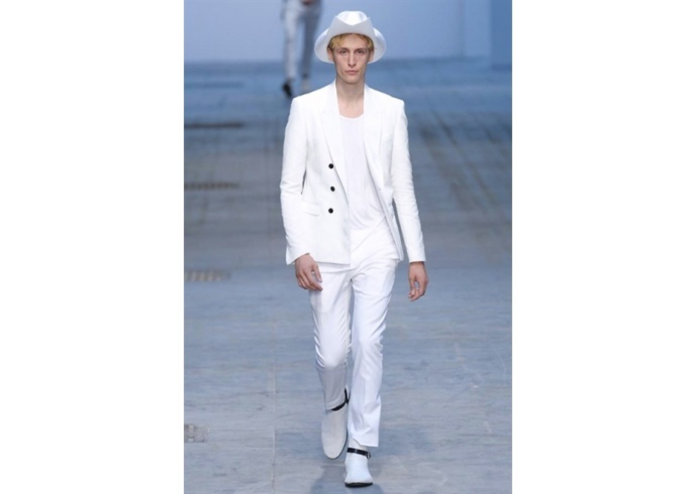 IL COWBOY URBANO DI COSTUME NATIONAL