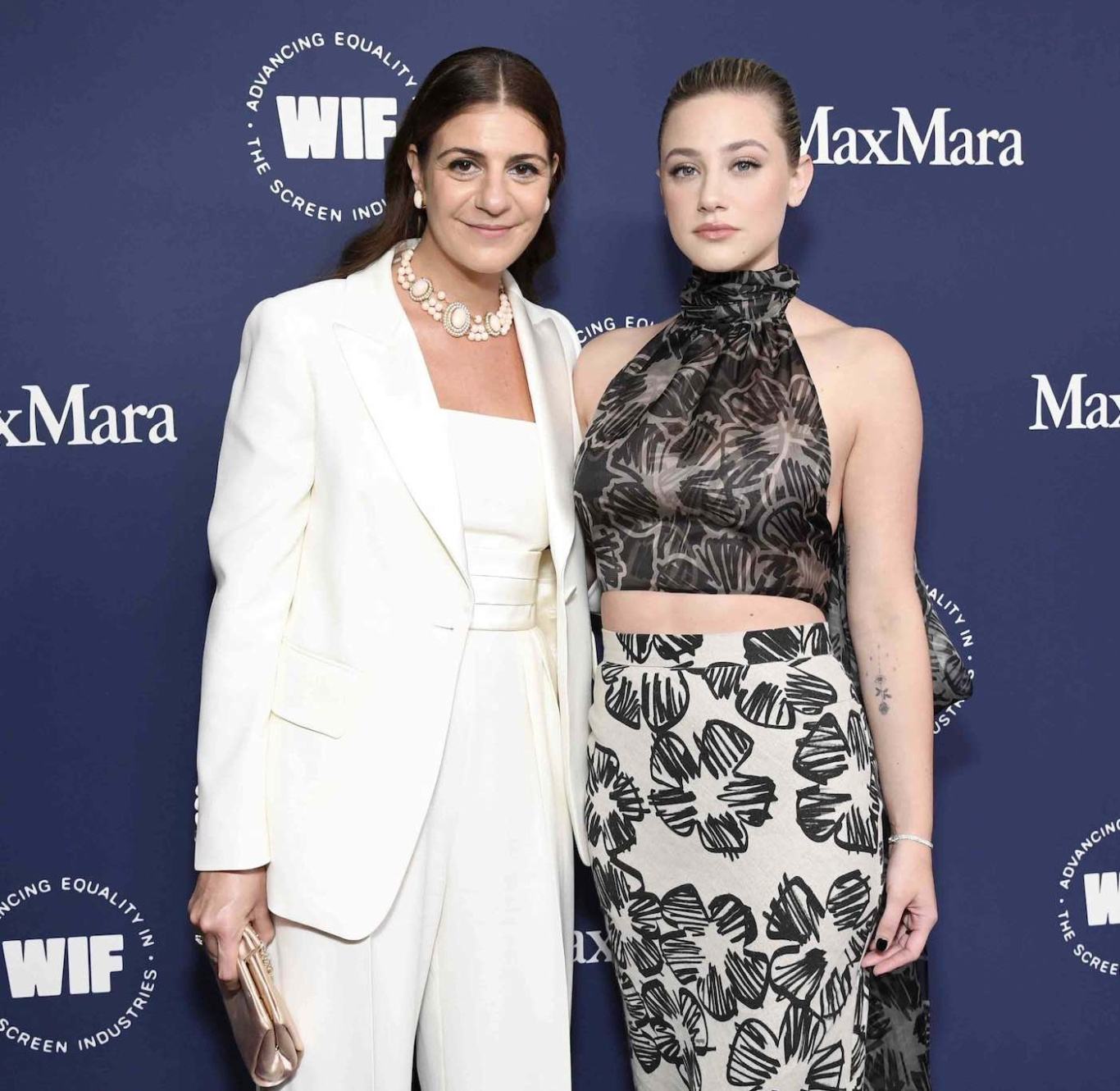 LILI REINHART RITIRA IL WIF MAX MARA FACE OF THE FUTURE AWARD