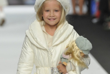 FASHION KIDS FOR CHILDREN IN CRISIS