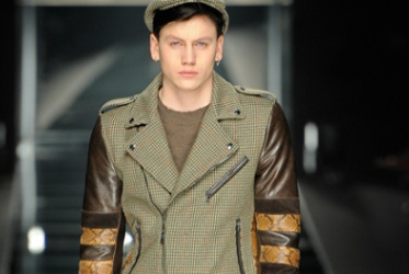 RICHMOND: FASHION INFORMALE