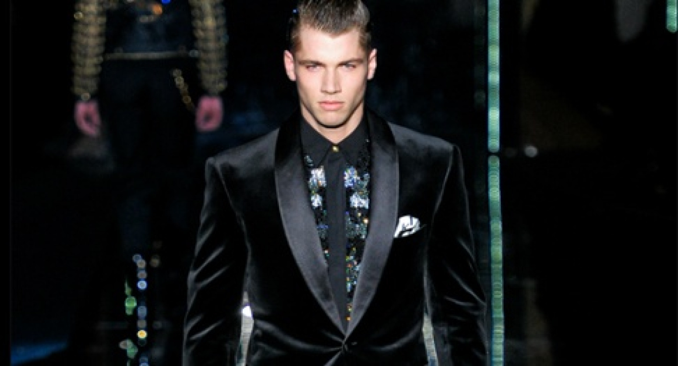 ECCESSO DA VERSACE: OPULENZA MASCHILE