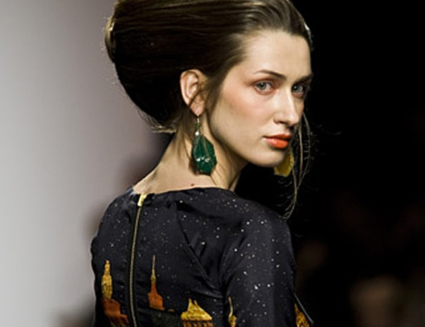 LEITMOTIV - L'UNIVERSO ELEGANTE