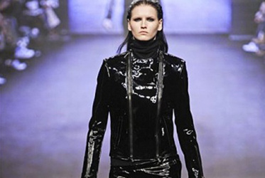 C'N'C COSTUME NATIONAL - FASHION-TECH