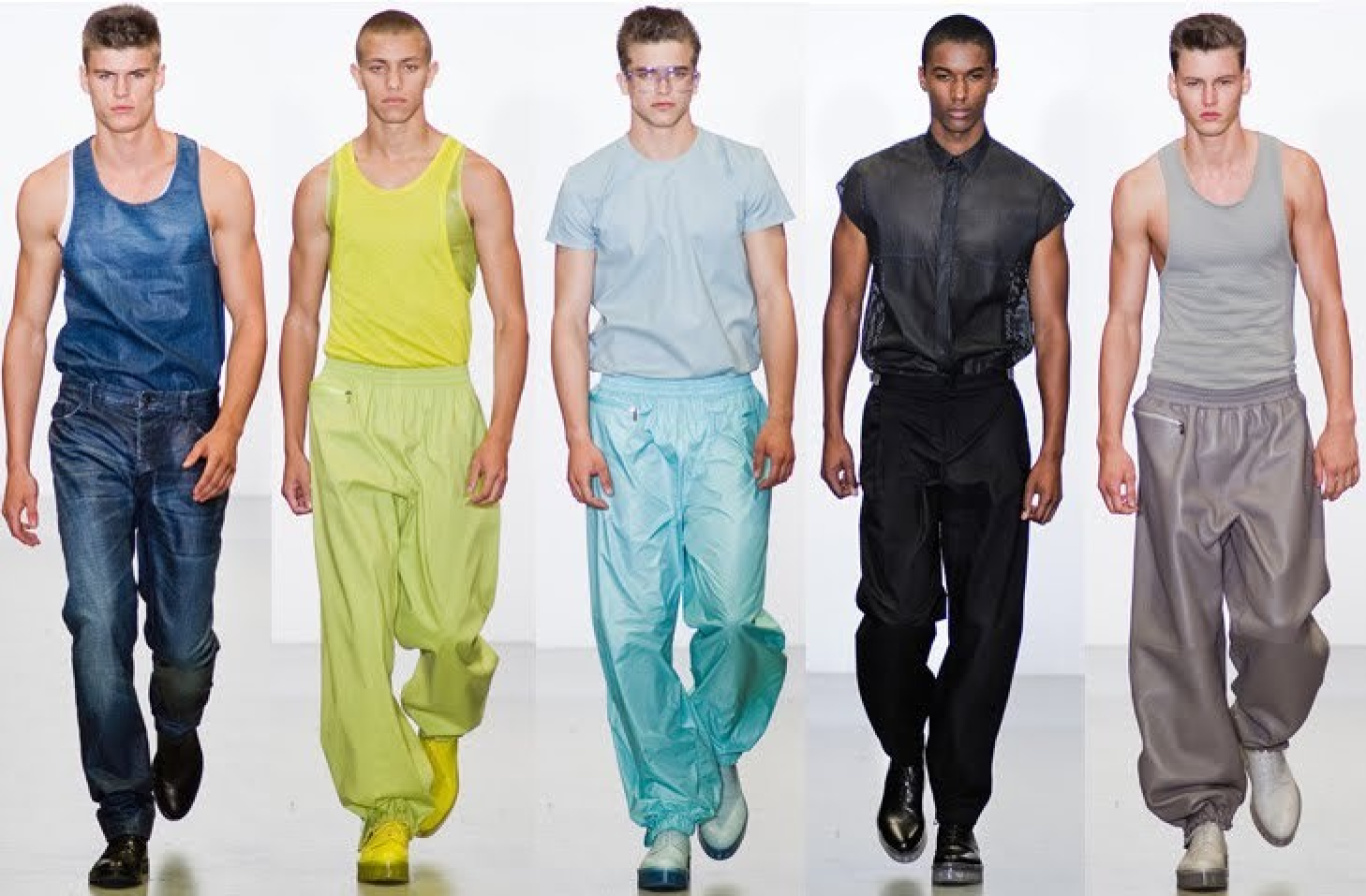 SULLE PASSERELLE MILANESI L’UOMO SPORTY-CHIC È DI TENDENZA