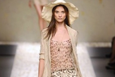 BLUGIRL:  jeune fille