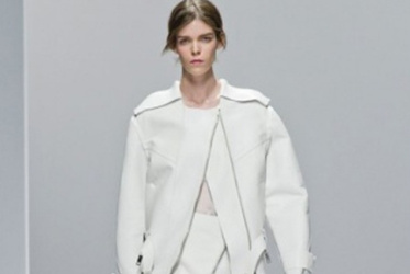 SPORTMAX: COSTRUZIONI PERFETTE