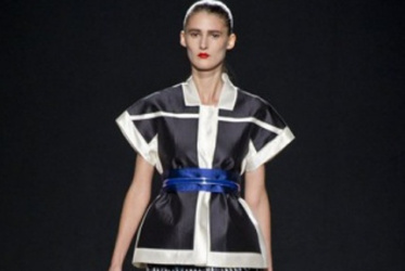 AQUILANO.RIMONDI, L’ELEGANZA CIRCENSE