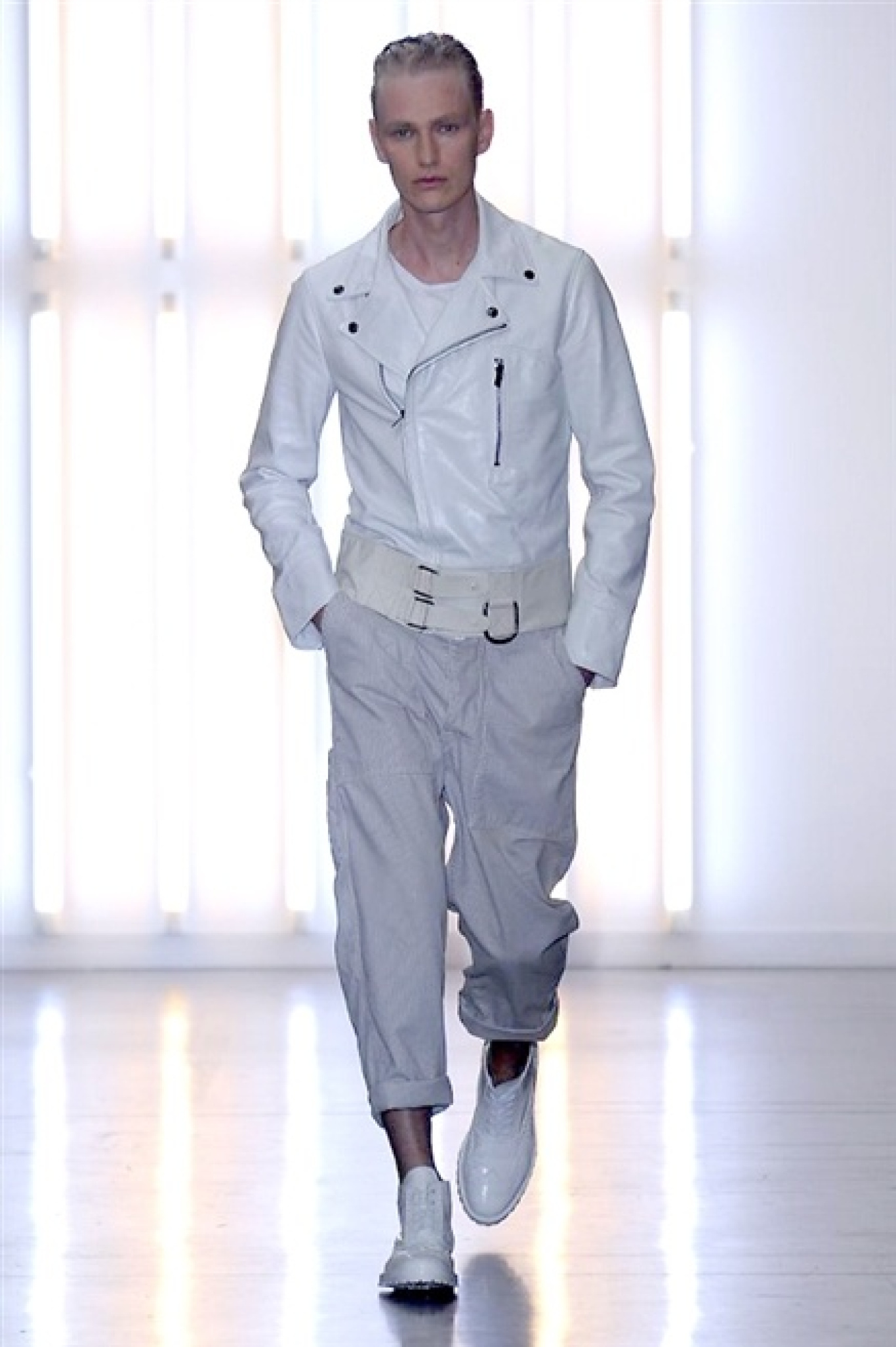 DIESEL BLACK GOLD, NATURA VS. TECNOLOGIA