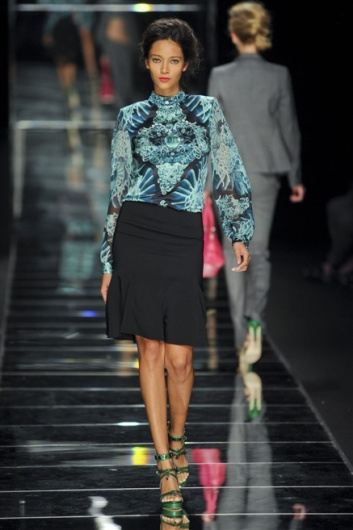 Fotoservizio/SS 2012/WOMEN/JOHN RICHMOND/20