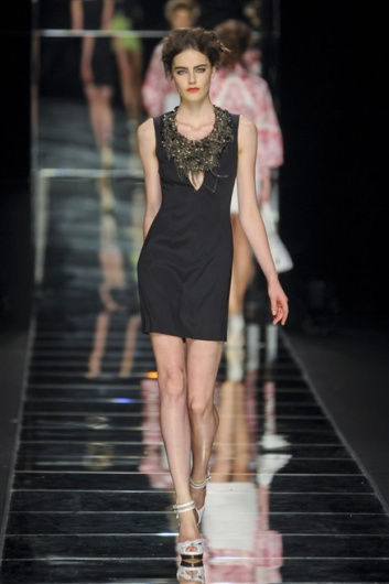 Fotoservizio/SS 2012/WOMEN/JOHN RICHMOND/13