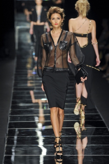 Fotoservizio/SS 2012/WOMEN/JOHN RICHMOND/30