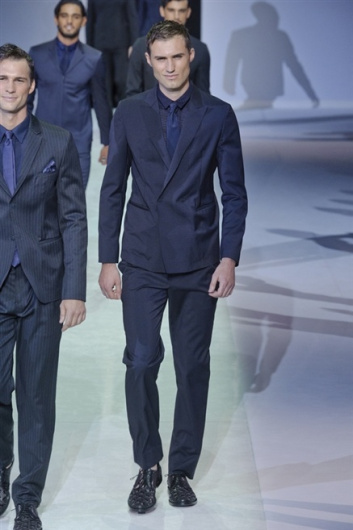 Fotoservizio/SS 2014/MEN/EMPORIO ARMANI/DP1/2