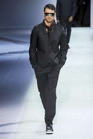 Fotoservizio/SS 2014/MEN/EMPORIO ARMANI/DP1/10