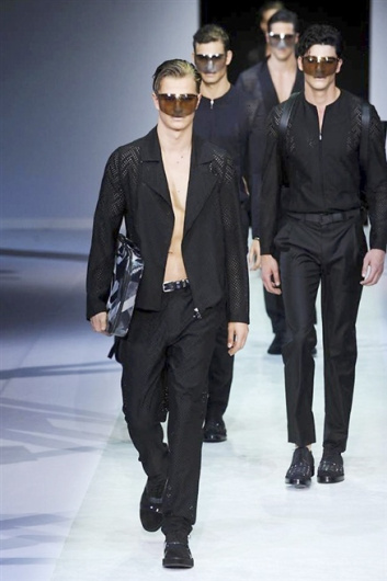 Fotoservizio/SS 2014/MEN/EMPORIO ARMANI/DP1/17