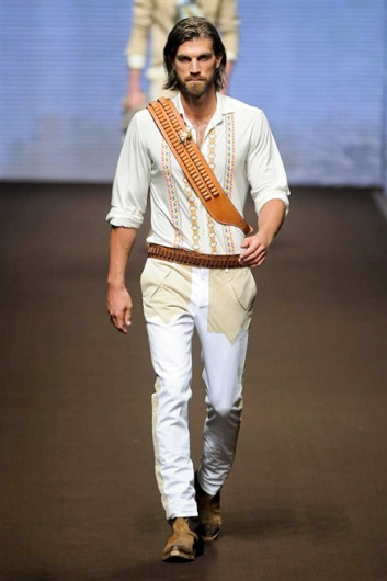 Fotoservizio/SS 2014/MEN/ETRO/DP1/4