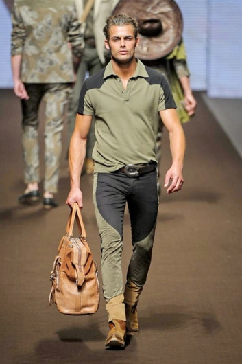 Fotoservizio/SS 2014/MEN/ETRO/DP1/37