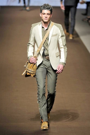 Fotoservizio/SS 2014/MEN/ETRO/DP1/38