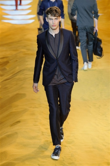 Fotoservizio/SS 2014/MEN/FENDI/DP1/37