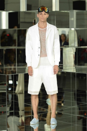 Fotoservizio/SS 2014/MEN/DIRK BIKKEMBERGS/DP1/1