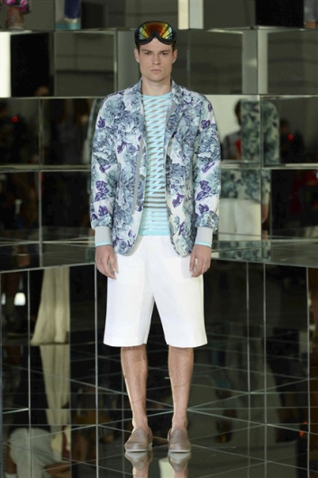 Fotoservizio/SS 2014/MEN/DIRK BIKKEMBERGS/DP1/9