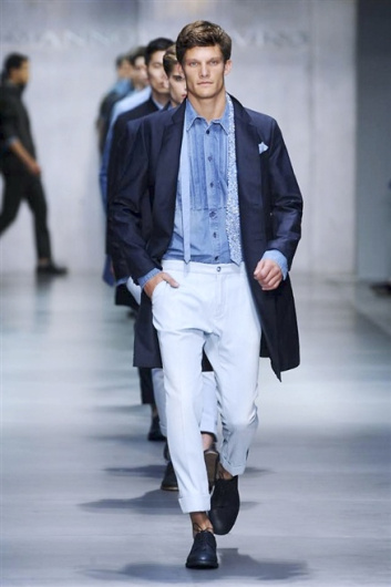 Fotoservizio/SS 2014/MEN/ERMANNO SCERVINO/DP1/41