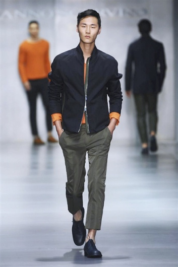 Fotoservizio/SS 2014/MEN/ERMANNO SCERVINO/DP1/12