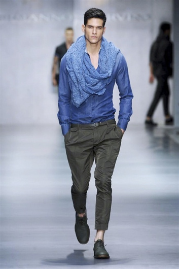 Fotoservizio/SS 2014/MEN/ERMANNO SCERVINO/DP1/26