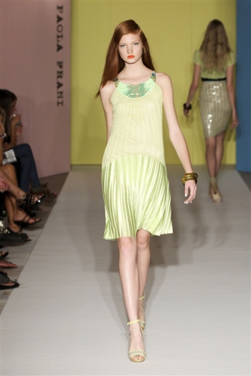 Fotoservizio/SS 2012/WOMEN/PAOLA FRANI/49