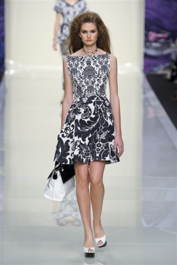 Fotoservizio/SS 2012/WOMEN/ROCCOBAROCCO/10