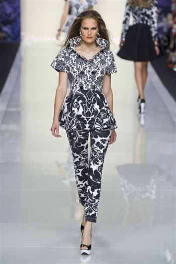 Fotoservizio/SS 2012/WOMEN/ROCCOBAROCCO/11