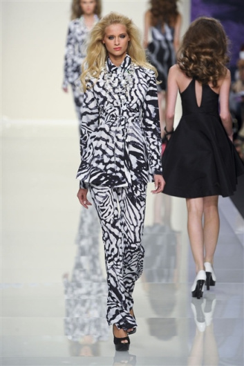 Fotoservizio/SS 2012/WOMEN/ROCCOBAROCCO/21