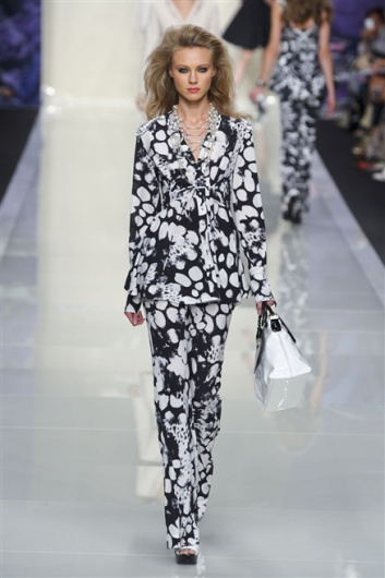 Fotoservizio/SS 2012/WOMEN/ROCCOBAROCCO/22