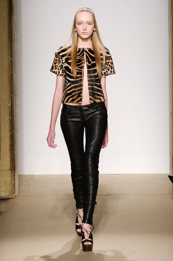 Fotoservizio/SS 2014/WOMEN/SIMONETTA RAVIZZA/DP2/33