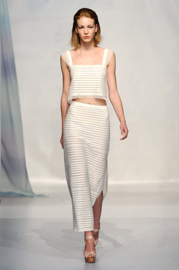 Fotoservizio/SS 2014/WOMEN/LUISA BECCARIA/DP2/7