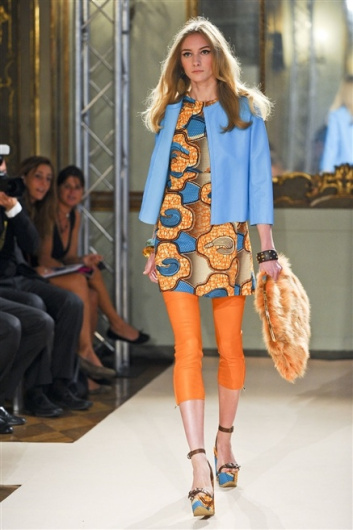 Fotoservizio/SS 2012/WOMEN/SIMONETTA RAVIZZA/2