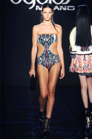 Fotoservizio/SS 2014/WOMEN/BYBLOS MILANO/DP2/12