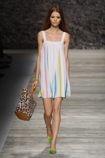 Fotoservizio/SS 2014/WOMEN/BLUGIRL/DP2/4