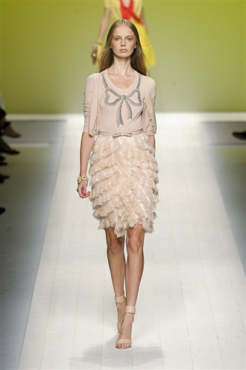 Fotoservizio/SS 2012/WOMEN/BLUGIRL/5