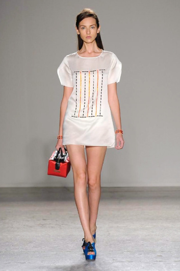 Fotoservizio/SS 2014/WOMEN/ANDREA INCONTRI/DP2/4