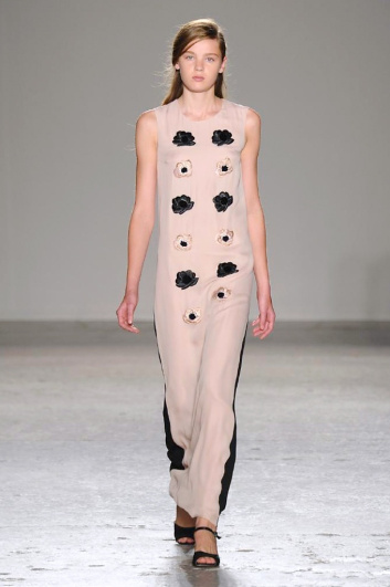 Fotoservizio/SS 2014/WOMEN/ANDREA INCONTRI/DP2/1