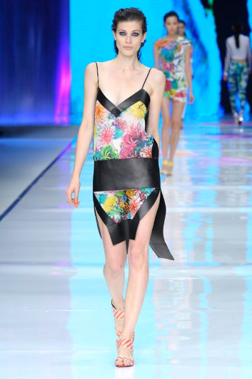 Fotoservizio/SS 2014/WOMEN/JUST CAVALLI/DP2/6