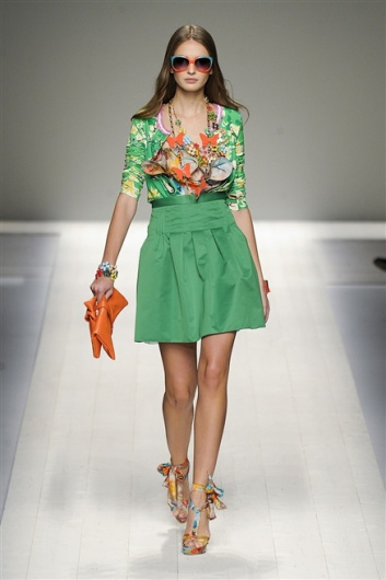 Fotoservizio/SS 2012/WOMEN/BLUGIRL/27
